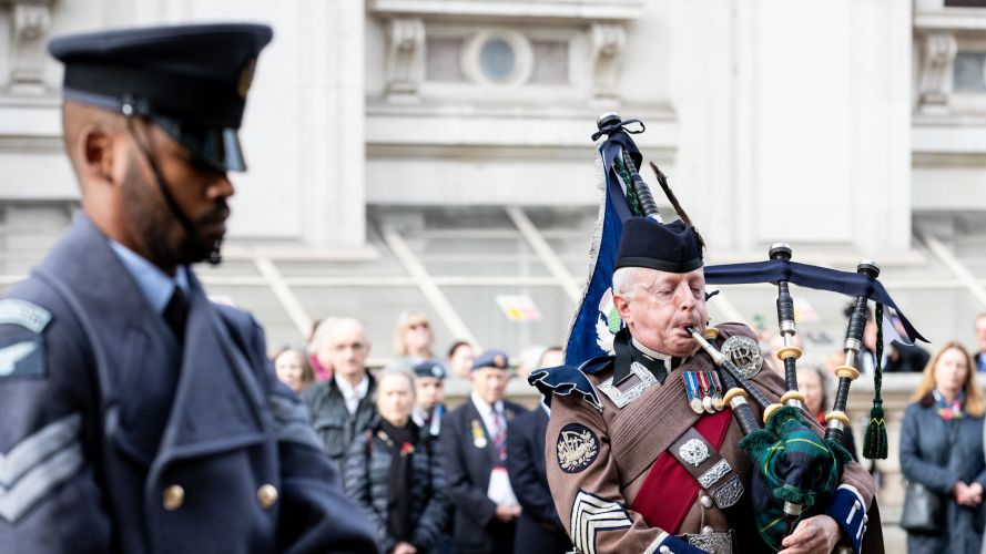 A piper plays at the Cenotaph on Armistice Day (Picture: MOD).