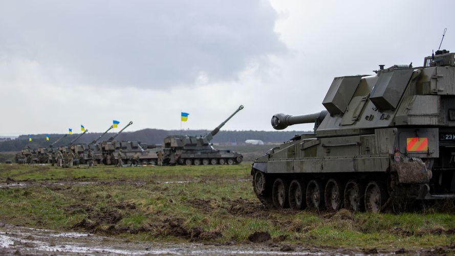 The second cohort of Ukrainian recruits to be trained in the UK on AS90 self-propelled artillery guns are returning home (Picture: MOD). AS90 155mm self propelled gun Ukraine Royal School of Artillery training UK service personnel 5 240323 CREDIT MOD
