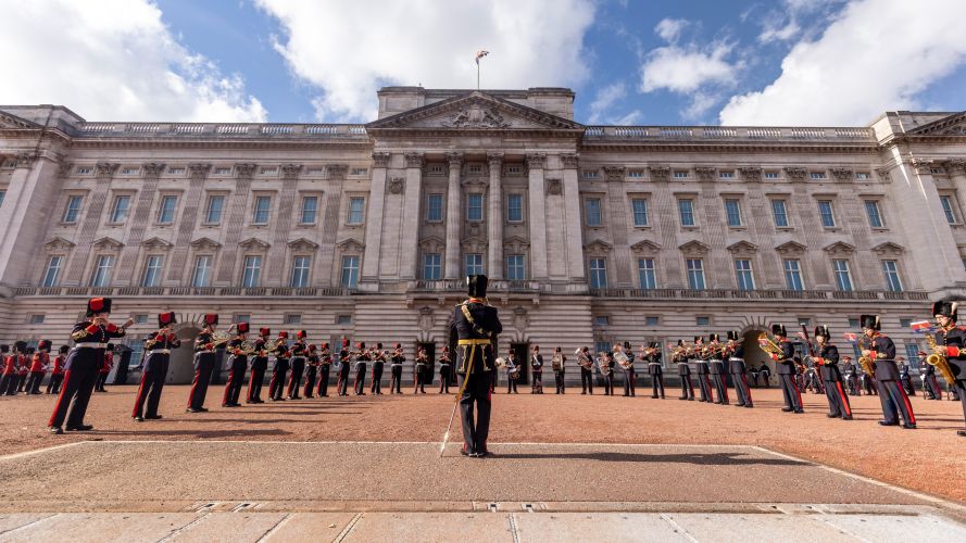 Band members of Royal Regiment of Canadian Artillery perform outside Buckingham Palace