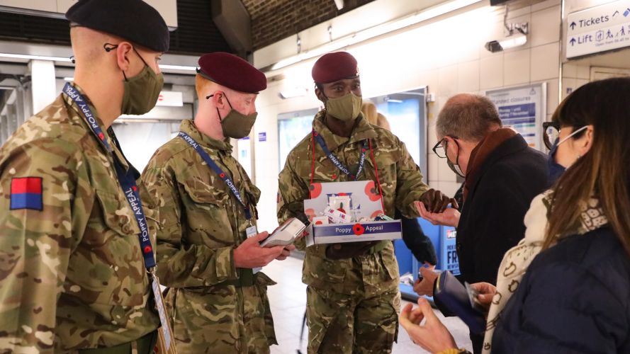 British Army Staff and Personnel Support Branch sell poppies for Royal British Legion 04112021 Credit MOD.jpg