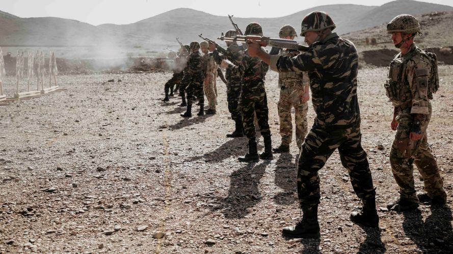 British Army paratroopers working alongside Moroccan troops on Exercise Jebel Sahara 05112022 CREDIT Cpl Danny Houghton, British Army.jpg