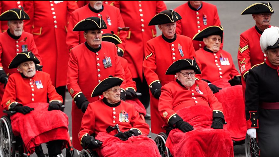 	Chelsea Pensioners during the Remembrance Sunday service at the Cenotaph in London (Picture: PA)