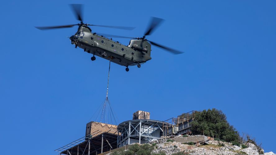Chinook CH47 Helicopter with 27 Squadron aircrew delivered radar components to Rock of Gibraltar 10032022 CREDIT RAF MOD.jpg