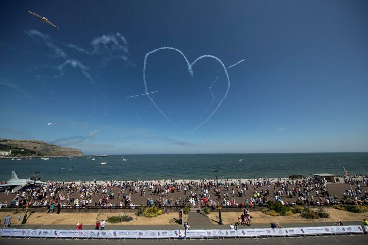 Red Arrows: The UK's World-Class Aerobatic Display Team