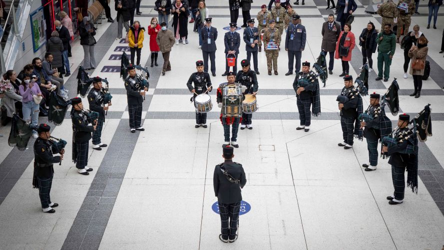 Essex and Suffolk based troops took over railway station for RBL London Poppy Day 04112021 Credit MOD.jpg