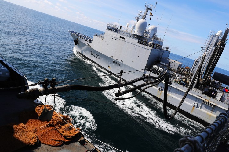 HMS Dragon on Ex Catamaran CREDIT Royal Navy