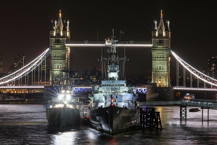 HMS Severn welcomed back into the Royal Navy in the Pool of London 27082021 CREDIT Royal Navy.jpg 