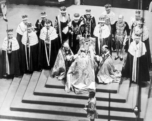 The coronation of Queen Elizabeth II in 1953 (Picture: Trinity Mirror/Mirrorpix/Alamy Stock Photo). The coronation of Queen Elizabeth II in 1953 (Picture: Trinity Mirror/Mirrorpix/Alamy Stock Photo).