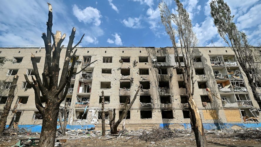 Image ID 2RHD0D6 consequences of shellings by Russian troops are pictured in Orikhiv 10082023 CREDIT Alamy EXP23112024