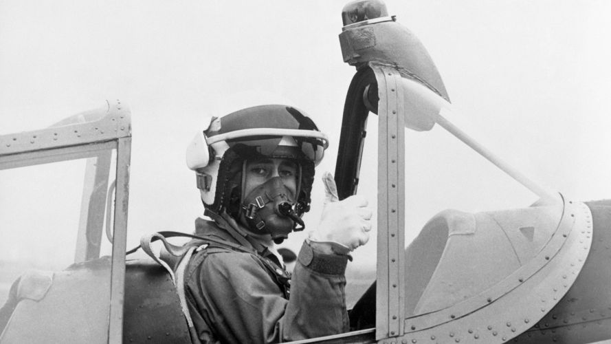 Image ID G6D6EF Prince Charles in cockpit of Chipmunk aircraft before flying from RAF Oakington with instructor 20051969 CREDIT PA Images, Alamy Stock Photo EXP 14112023.jpg