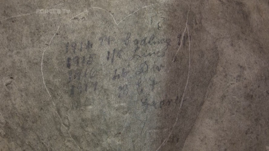 First World War graffiti remains engraved into the tunnel walls, acting as an insight into the soldiers’ lives who served here. 