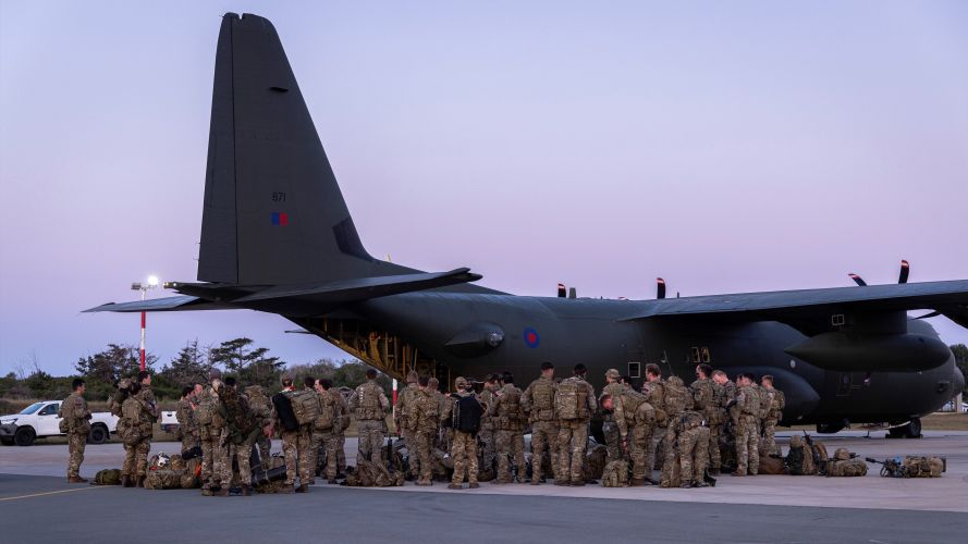 Joint Forces here boarding C-130 bound for Sudan 25042023 CREDIT MOD Crown Copyright.jpg