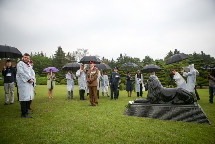 Korea Revisit Veterans UN Cemetery British Lion