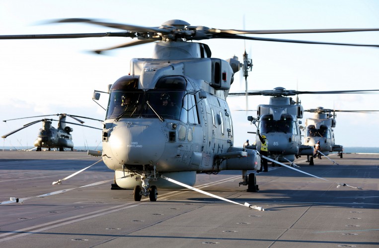FIRST NAVAL AIR SQUADRON EMBARKS IN ROYAL NAVY’S NEW AIRCRAFT CARRIER HMS QUEEN ELIZABETH
