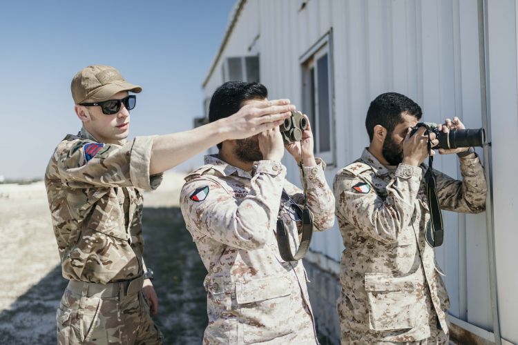 Members of 16 Air Assualt Brigade and the Kuwaiti Land Force undertaking reconnaissance training on Exercise Desert Warrior