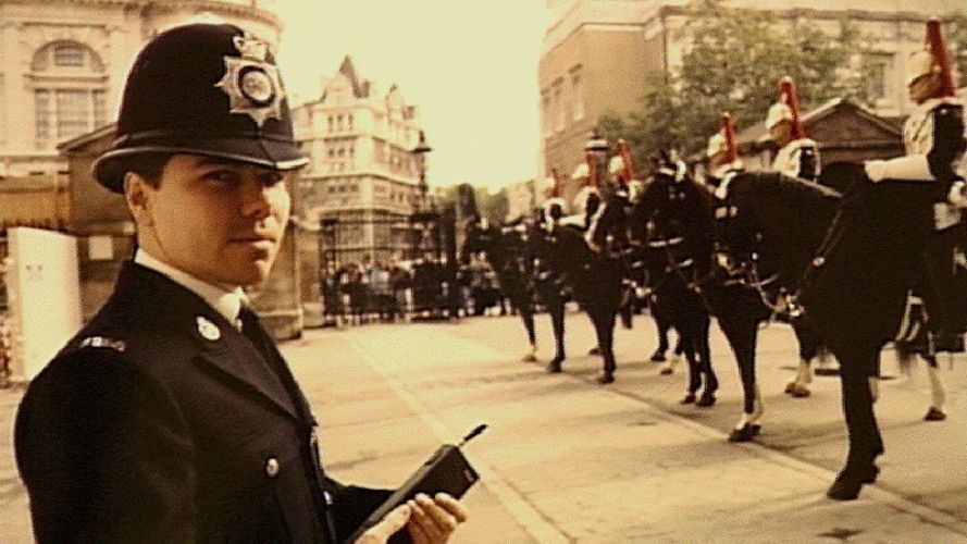 Ministry of Defence Police member a consistent force for the last 50 years alongside Horse Guard UK DATE UNKNOWN Credit MDP.jpg