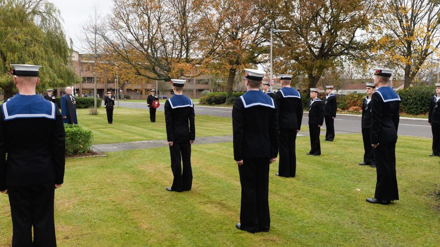 Personnel at HMS Collingwood pay their respects on Armistice Day 2020 (Picture: Royal Navy).