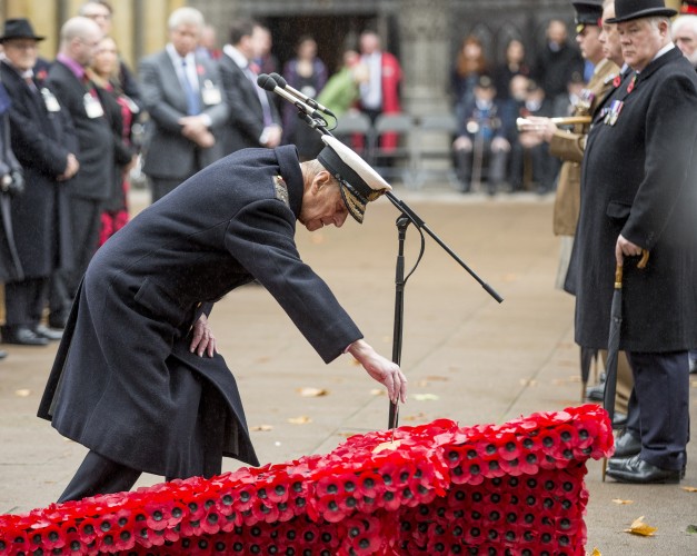 Prince Philip lays a wreath during the Field of Remembrance at Westminster Abbey, November 2015 (Picture: Crown Copyright).