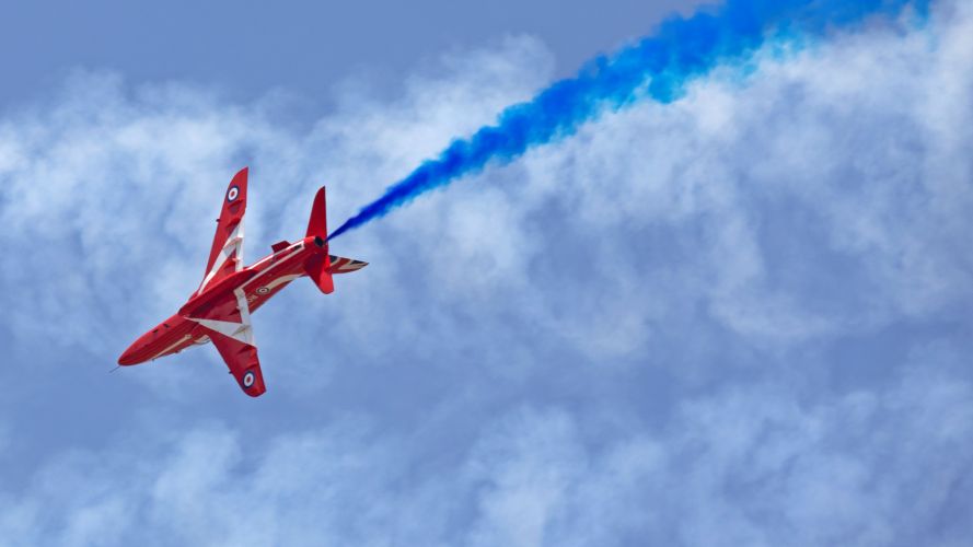Red Arrow training display over Tanagra Air Base, Greece 17052022 CREDIT MOD Crown Copyright.jpg