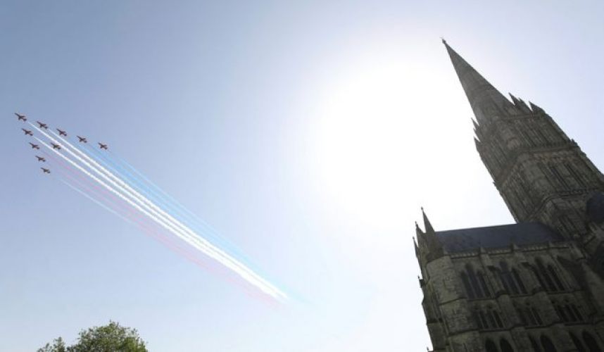 Red Arrows flying over Salisbury cathedral