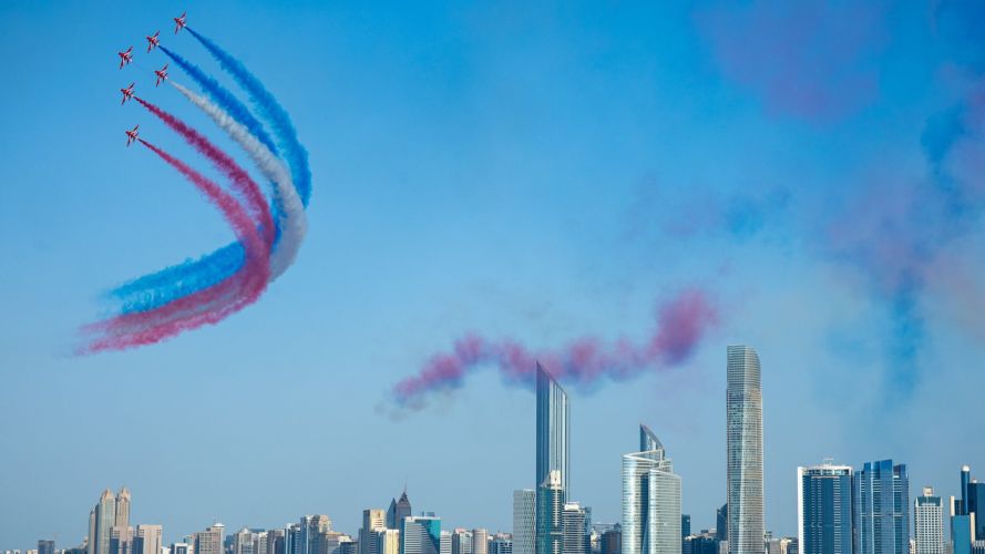 Red Arrows display in Abu Dhabi