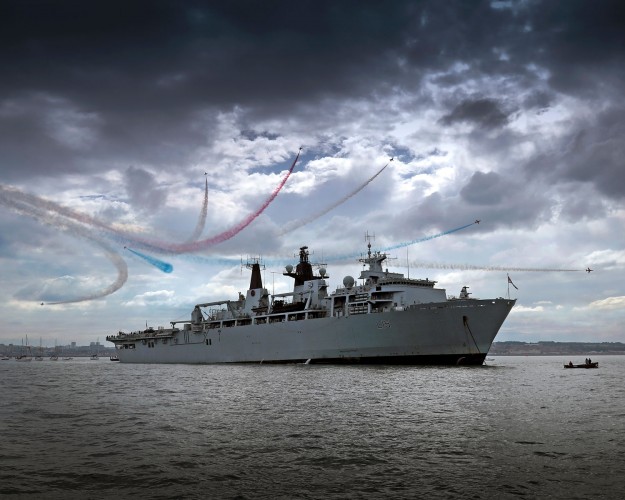 HMS Bulwark - Sunderland Air Show 2016