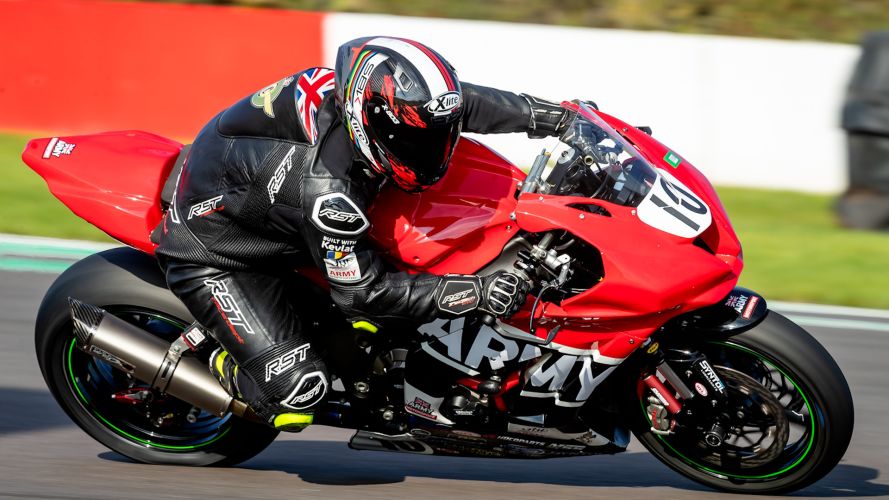 Sgt Evangelista on his ZX10rr at Oulton park race track CREDIT Camipix Photography DATE 17102024.jpg 