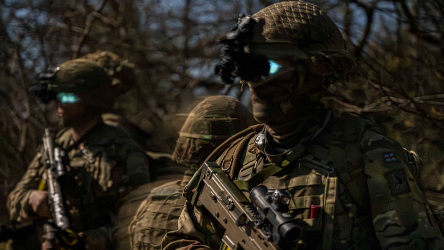 Soldiers from the 2 Battalion The Royal Anglian Regiment train for fighting in woods and forests 26022024 CREDIT MOD