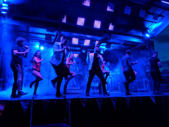 Rule the World (Take That Tribute) perform at RAF Marham 2018 5