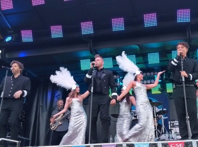 Rule the World (Take That Tribute) perform at RAF Marham 2018 8