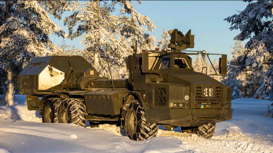 The Archer Mobile Howitzer in Swedish Lapland training British Army soldiers (Picture: MOD)