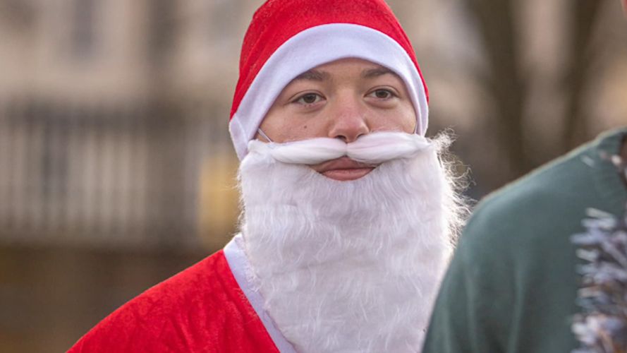 Welsh Guards Christmas fancy dress PT session 11 111222 CREDIT WELSH GUARDS