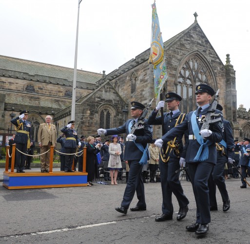 The Standard Party from 1 (Fighter) Squadron marches past the dias during the Freedom of St Andrews Parade.

Picture: Crown Copyright 2014 / Royal Air Force / SAC Rich Dudley