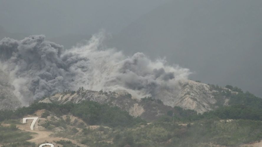 US and South Korean forces staged a live firing exercise to mark the 70th anniversary of the ROK-US Alliance and the 75th anniversary of the founding of South Korea's armed forces. CREDIT US DEPARTMENT OF DEFENSE