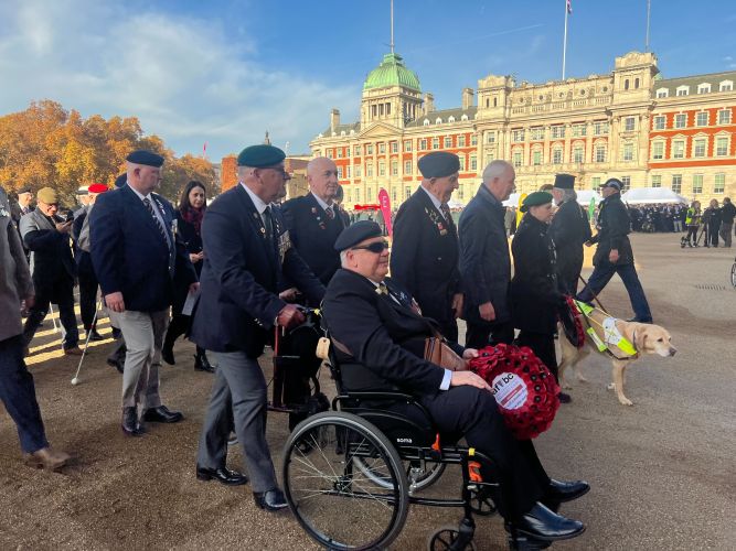 Veterans and servving personnel set off for the Remembrnce march from Horse Guards to Whitehall