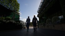 Privates O'Brien and Richards arrive on the grounds
