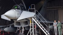 Princess of Wales stands beside an RAF Typhoon (Picture: PA)