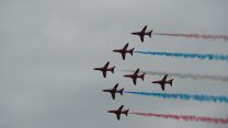 Red Arrows leave their vapour trails against a cloudy Blackpool sky (Picture: Red Arrows X)  Red Arrows leave their vapour trails against a cloudy Blackpool sky