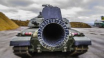 UK Armoured Vehicles Arrive In Estonia 