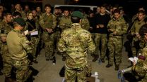 40 Commando Commanding Officer briefs the morning of departure to Sudan 25042023 CREDIT MOD Crown Copyright.jpg