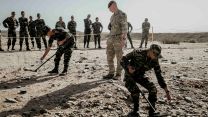British Army and Moroccan paratroopers together on Exercise Jebel Sahara 05112022 CREDIT Cpl Danny Houghton, British Army.jpg