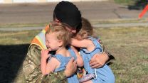 Eleanor and Amelia Little Troopers calendar 241019 CREDIT Little Troopers.