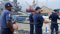 Fijian sailors help Spey's crew with rope work leaving port 25082022 CREDIT Royal Navy, MOD.jpg