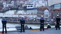 Friends and family welcome HMS Queen Elizabeth back into Portsmouth after landmark seven-month mission CSG21 (Picture: MOD). Friends and family welcome HMS Queen Elizabeth in Portsmouth after landmark seven-month mission CSG21 09112021 CREDIT MOD.jpg