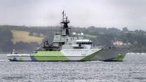 HMS Severn leaves Falmouth with Western Approaches paintwork 190821 CREDIT BOB SHARPLES