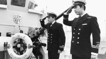 Image ID B445T7 Prince Charles leaving the Royal Navy saluting his shipmates December 1976 EXP 041123 CREDIT Alamy .jpg