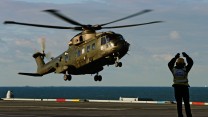 FIRST NAVAL AIR SQUADRON EMBARKS IN ROYAL NAVY’S NEW AIRCRAFT CARRIER HMS QUEEN ELIZABETH