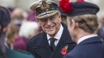 Prince Philip chats with veterans during the Field of Remembrance at Westminster Abbey, November 2015 (Picture: Crown Copyright).