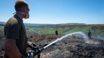 Army battle a wildfire on Saddleworth Moor