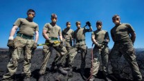 Army battle a wildfire on Saddleworth Moor